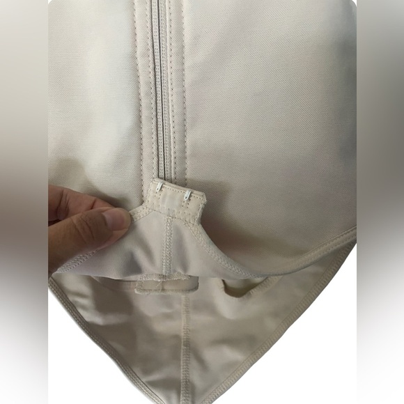 Ann Michell Colombia Body shaper Color: Beige Size:M - Picture 8 of 11